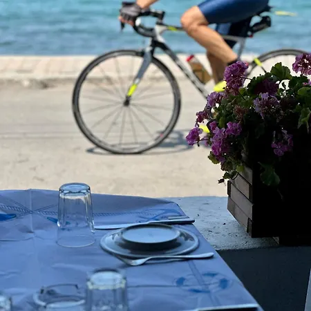 Σπίτι διακοπών Petrospito By The Sea! Νέος Μαρμαράς