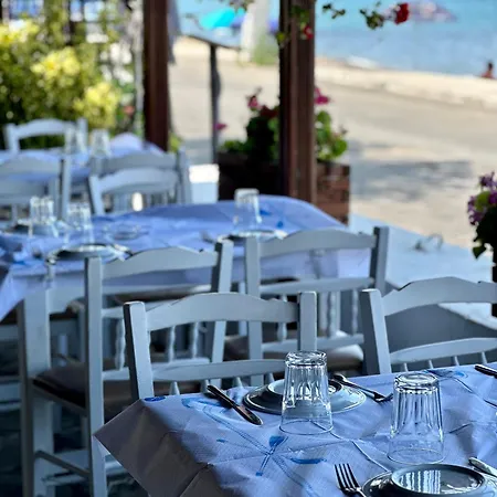 Holiday home Petrospito By The Sea! Neos Marmaras