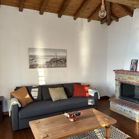 Semesterbostad Petrospito By The Sea! *