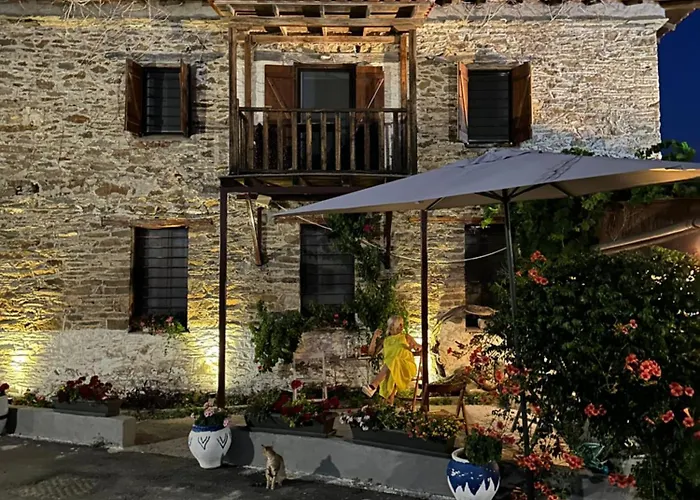 Petrospito By The Sea! * Neos Marmaras