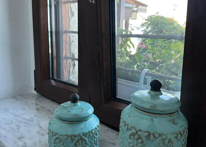 Semesterbostad Petrospito By The Sea!